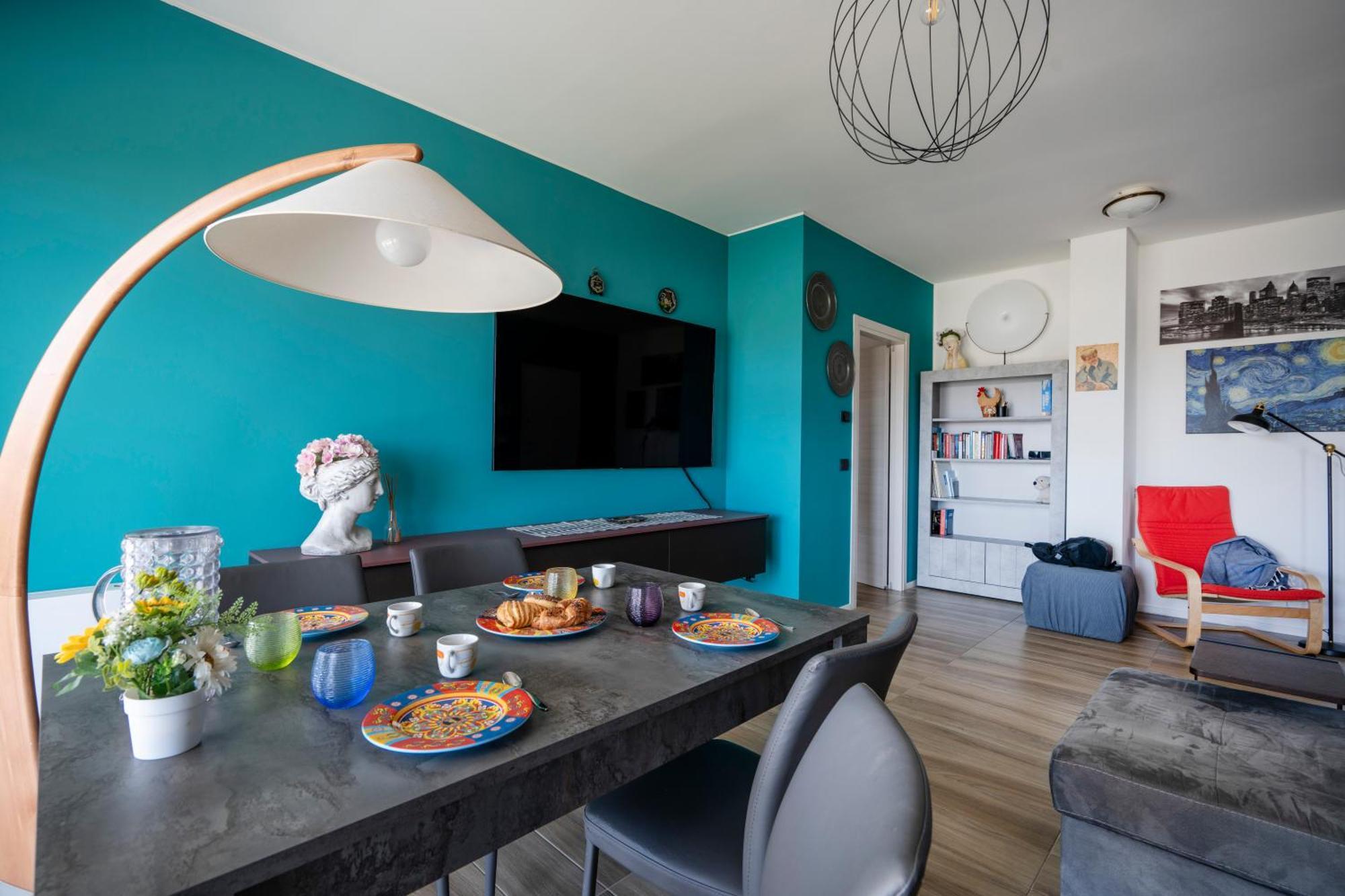 Kind Park - Sleek Apartment With Terrace & Parking Bari Bagian luar foto